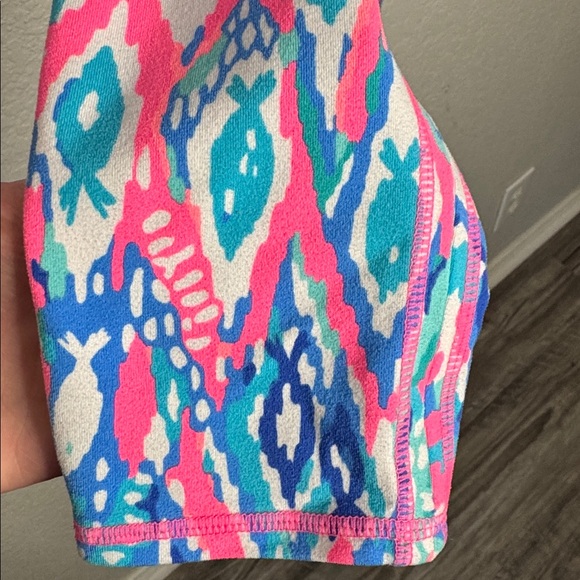 Lilly Pulitzer Luxletic UPF 50+ High Rise Weekender Leggings Tiki Pink Medium - Picture 7 of 8